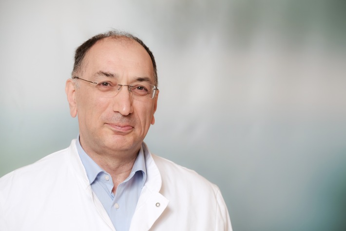 Asklepios Klinik St. Georg setzt neuartige Antigen-Rezeptor Zelltherapie gegen Lymphdrüsenkrebs ein