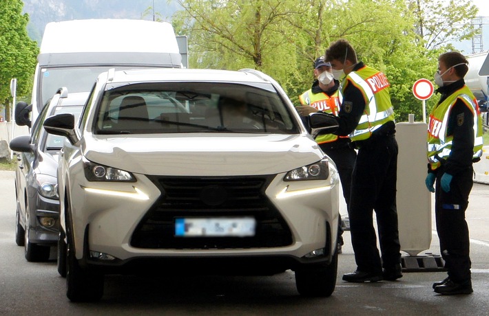 Bundespolizeidirektion München: Italiener unter Schleusungsverdacht / Serben müssen umkehren