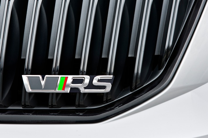 Schnellster SKODA Octavia aller Zeiten: Weltpremiere des Octavia RS beim 