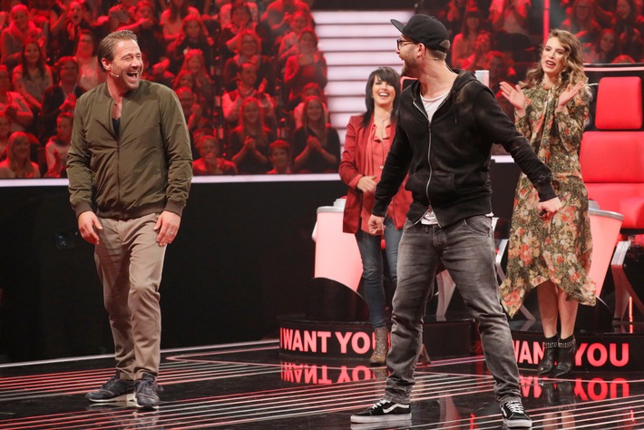 Mark Forster und Sasha sind "brothers from another mother" und zeigen in "The Voice Kids" ab Sonntag in SAT.1 ihre Entertainment-Qualitäten