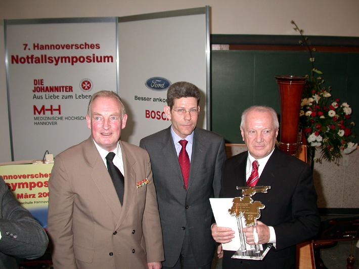Hans Dietrich Genscher Preis verliehen / Ford-Werke AG sponsort das 7. Hannoversche Notfallsymposium