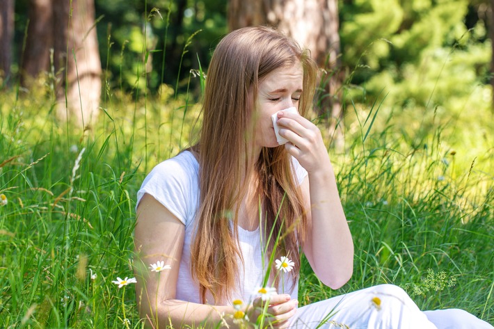 Hohe Prävalenz eines Vitamin-D-Mangels bei Heuschnupfen, Asthma und Neurodermitis / Welche Erkenntnisse liefern aktuelle Studien zu einer Vitamin-D-Gabe und Linderung der Symptomatik?