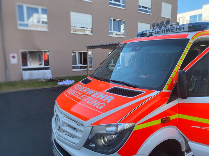 FW-BN: Feuer in einem Pflegeheim - Neun Personen verletzt