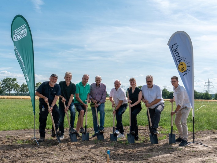 Baustart für Biodiversitäts-Solarpark Dedendorf: Sauberer Strom und mehr Artenvielfalt