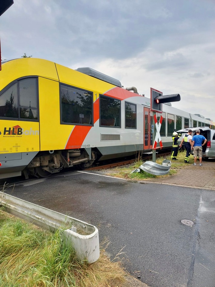 BPOL-KS: Regionalbahn erfasst Kleintransporter