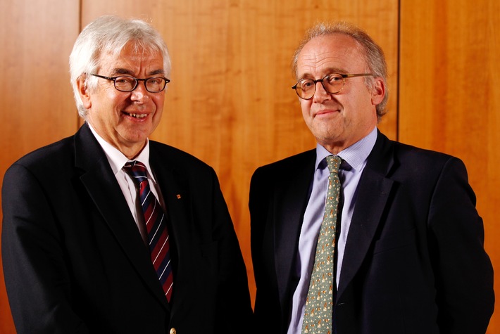 Leo Graf von Drechsel neuer Präsident der Geflügelwirtschaft - Gerhard Wagner zum Ehrenpräsidenten ernannt (mit Bild)