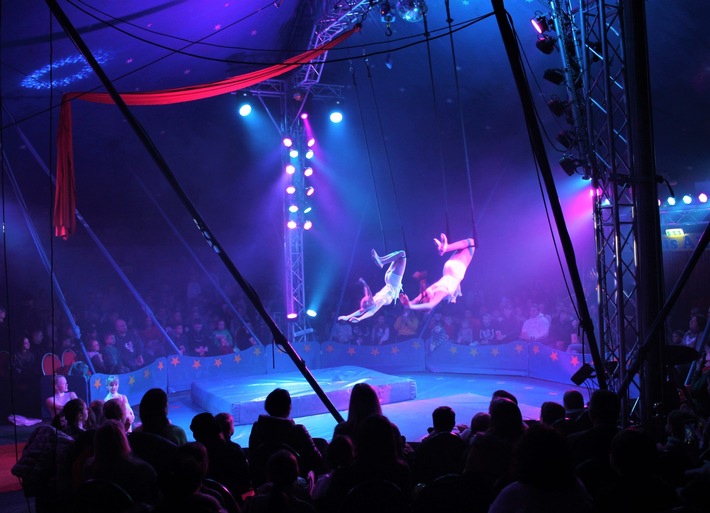 Provinzial unterstützt Geflüchtete - Unvergesslicher Nachmittag im Circus Alfredo