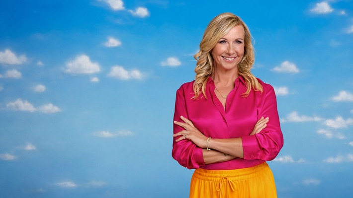 Andrea Kiewel moderiert "ZDF-Fernsehgarten" am Sonntag