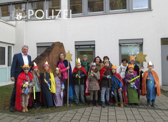 POL-PPWP: Sternsinger besuchen Polizeipräsidium Westpfalz