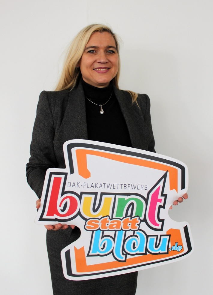 Komasaufen: Gesundheitsministerin Huml startet DAK- Kampagne "bunt statt blau" 2018 in Bayern