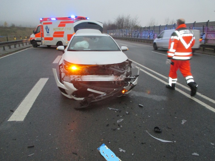 POL-GS: Polizei Langelsheim. Unfallbericht v. 15.11.2021
