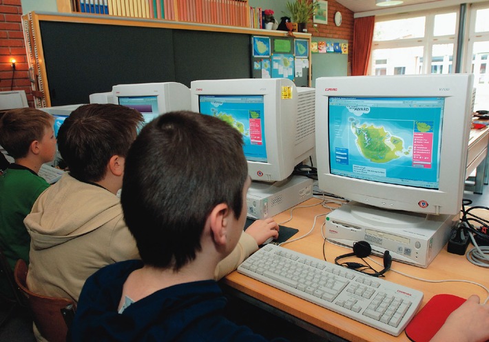 Lancement du SWITCH Junior Web Award: pour apprendre aux élèves à évoluer dans le monde virtuel