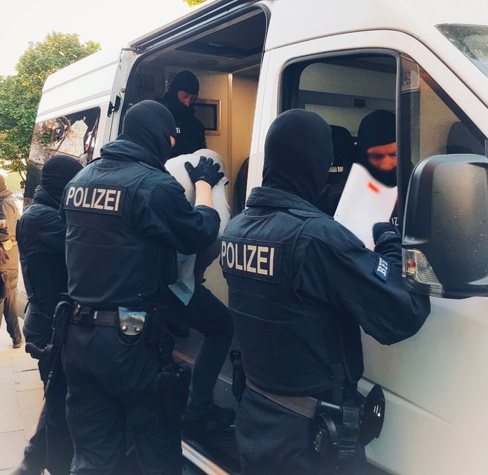 BPOLD-H: Großaufgebot der Bundespolizei zerschlägt weitere Schleuserbande