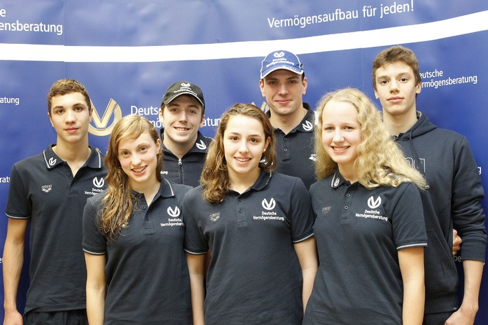 Umfangreiche Unterstützung für Nachwuchsschwimmer: DVAG-Juniorteam startet mit fünf Talenten (mit Bild)