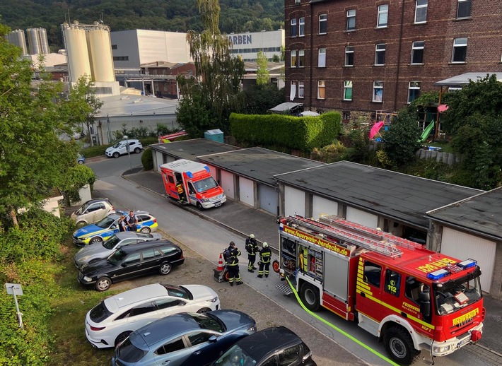FW-EN: Wohnungsbrand in der Raabestraße - Schwelbrand brannte über Stunden und verrußte leerstehende Wohnung
