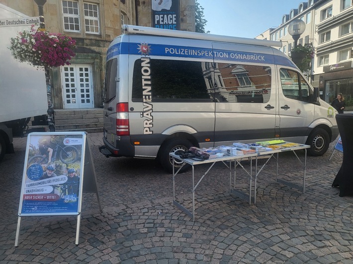 POL-OS: Osnabrück: Rückblick auf den Tag der Verkehrssicherheit - Unfallprävention im Fokus (BILD)