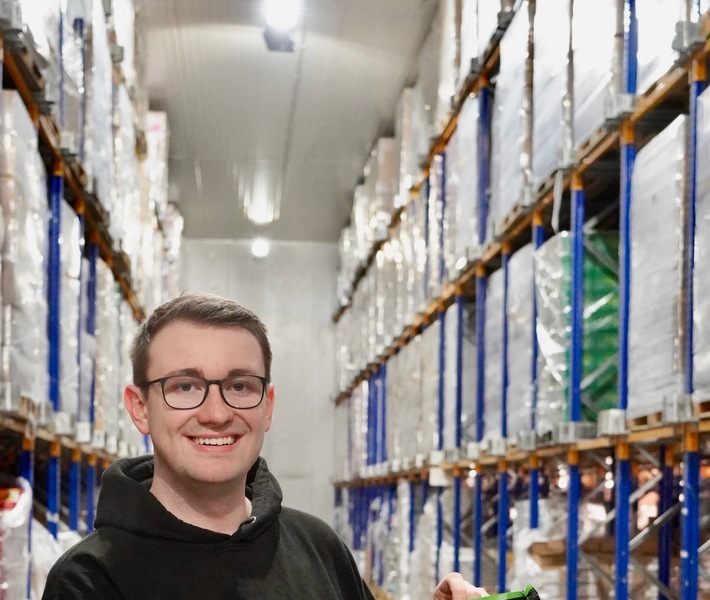 Planty of Meat
Tiefkühlhalle der eigenen Produktion in Österreich / Veganes Fleisch Start-Up auf Wachstumskurs: / PLANTY OF MEAT launcht deutschlandweit in neuen Vertriebskanälen und punktet mit erweiterter Produktpalette und neuer Produktionsstätte in Österreich / Weiterer Text über ots und www.presseportal.de/nr/157330 / Die Verwendung dieses Bildes ist für redaktionelle Zwecke unter Beachtung ggf. genannter Nutzungsbedingungen honorarfrei. Veröffentlichung bitte mit Bildrechte-Hinweis.