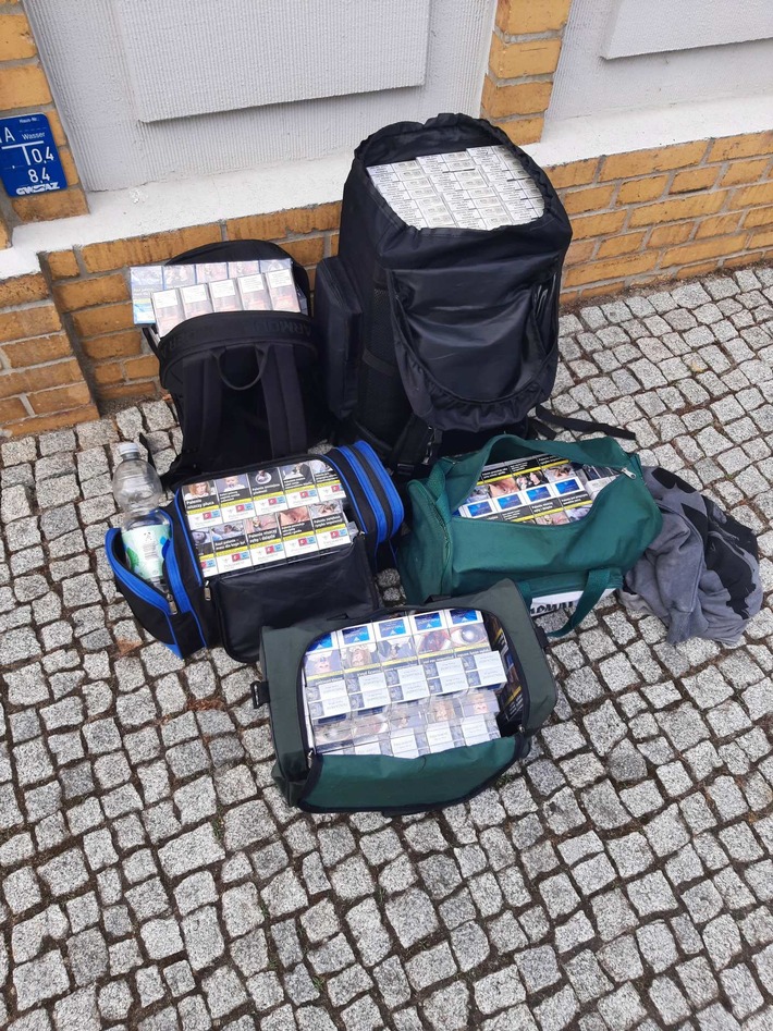 BPOLD-B: Bundespolizei beschlagnahmt rund 19.000 Zigaretten