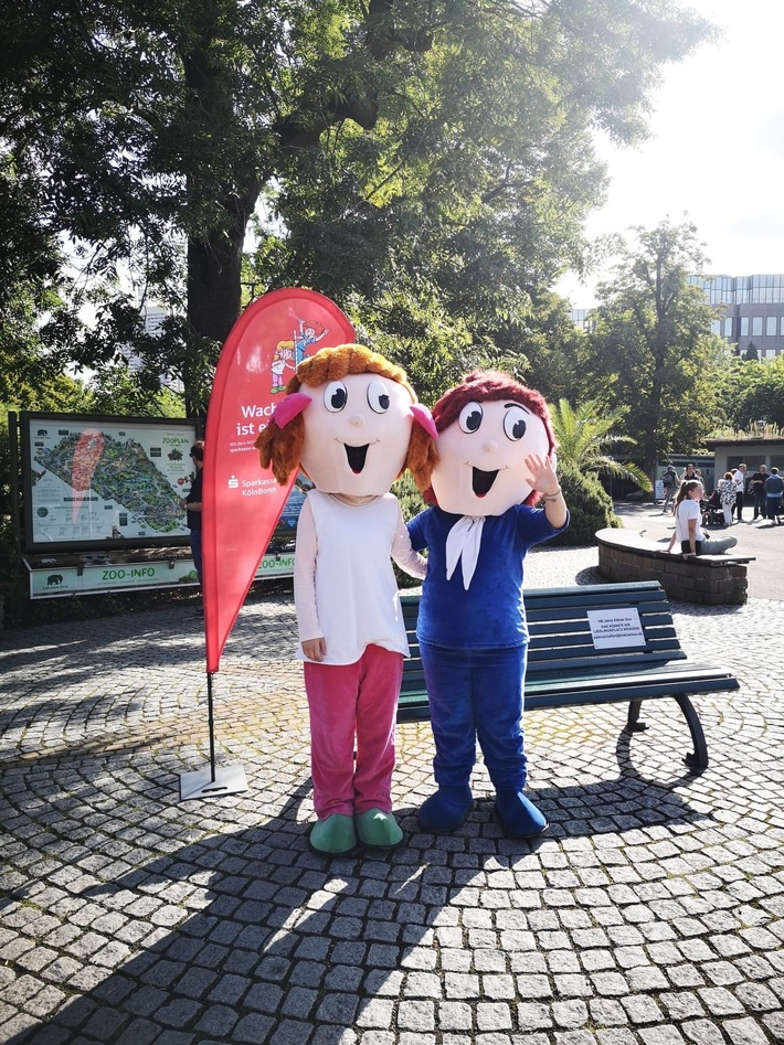 Sparkasse KölnBonn lädt i-Dötzchen erneut in den Kölner Zoo ein