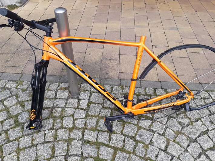 BPOLI KLT: Fahrradteile gestohlen - Bundespolizei sucht Zeugen