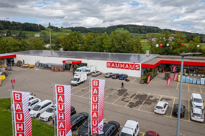 BAUHAUS Schweiz eröffnet Fachcentrum in Pfungen