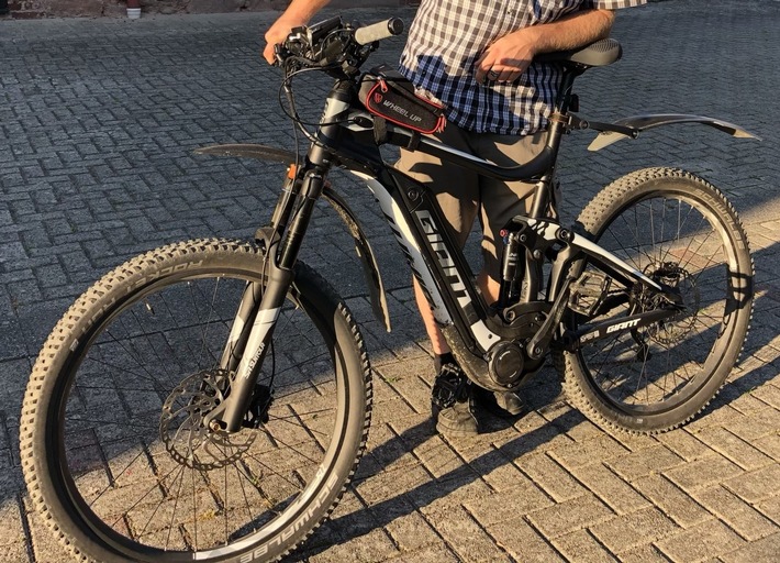 POL-HR: Borken-Dillich - Unterschlagung eines E-Bike