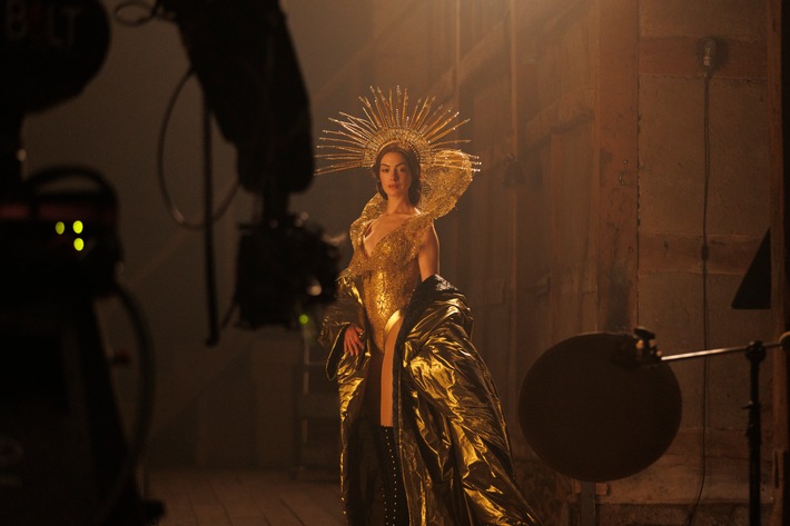 Erstmals ISO 14067-Zertifizierung für internationalen Spielfilm / A24 und Green Toolkit setzen mit Mother Mary Meilenstein für nachhaltige Filmproduktion