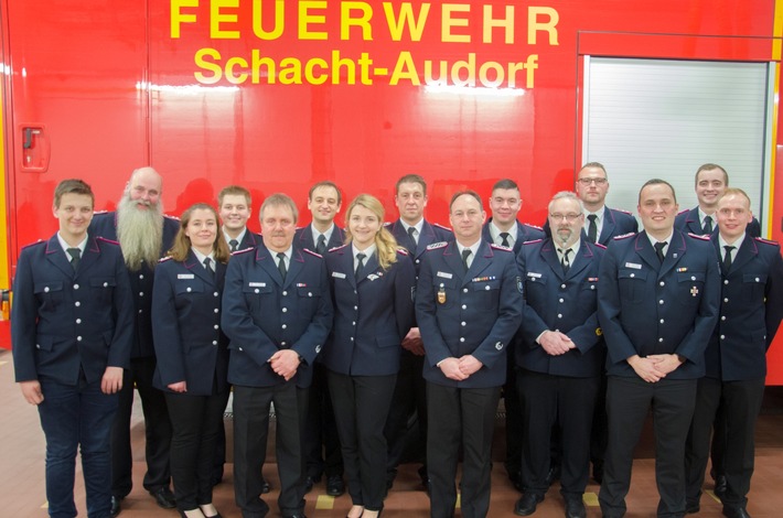 FW-RD: Jahreshauptversammlung Feuerwehr Schacht-Audorf - Sven Grube erhält das Brandschutzehrenzeichen in Silber