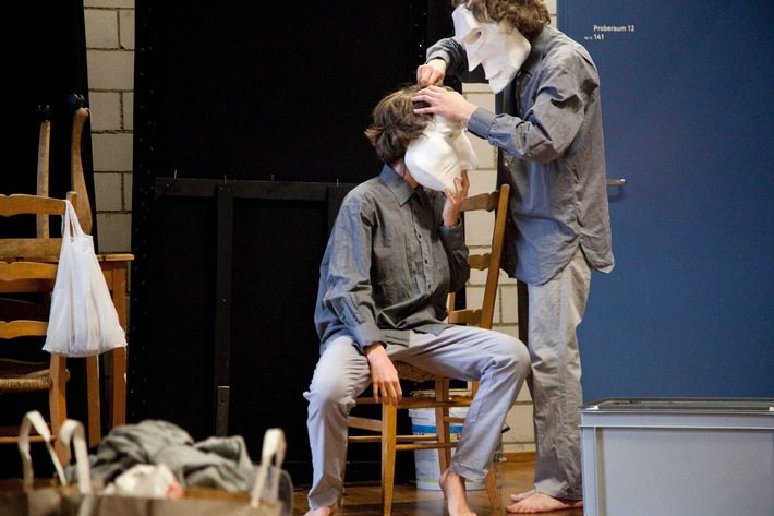 72 000 franchi a favore dei giovani talenti svizzeri del teatro del movimento / Percento culturale Migros: concorso di teatro del movimento 2017