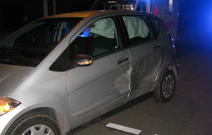 POL-PDNW: Rote Ampel übersehen - zwei Unfallbeteiligte leicht verletzt