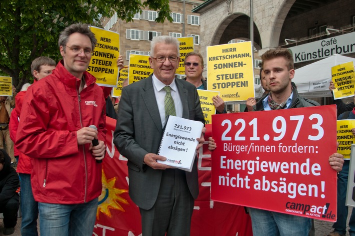 Kretschmann muss Gabriels Plänen für eine "Sonnensteuer" die Stirn bieten (FOTO)