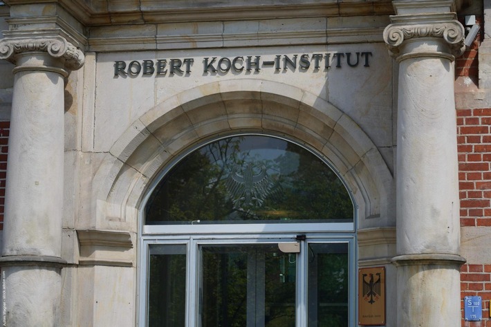 RKI/WHO-Studie zeigt: Mehr als 9 von 10 Übersichtsarbeiten zu Impfstoff-Studien sind kaum vertrauenswürdig