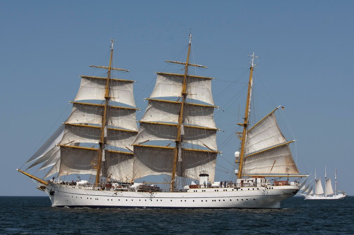 Nachgehakt: Tatsachen zur "Gorch Fock", zu Landungsbooten und zum Kurswechsel der Marine