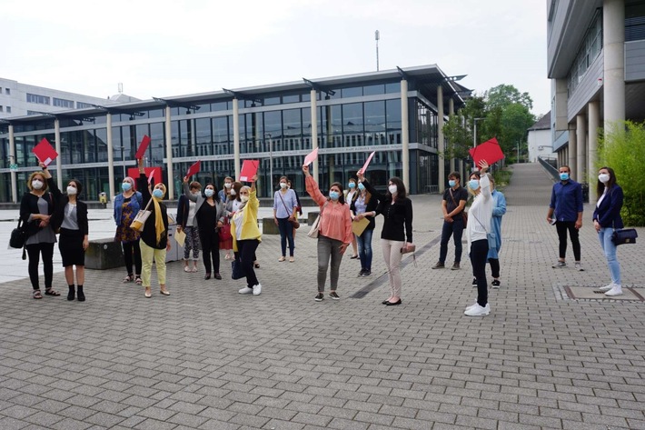 Absolventinnen der Brückenmaßnahme der Universität in Koblenz gewürdigt