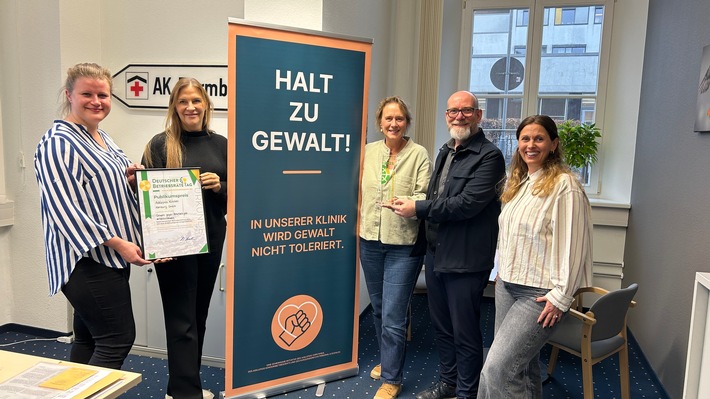 Asklepios-Kampagne #HaltzuGewalt gewinnt den "Oscar" der Betriebsräte