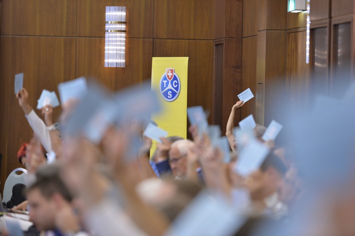 Ordentliche Delegiertenversammlung des TCS in Basel:
Klare Forderungen zum NAF und Bekenntnis zum Gotthardsanierungstunnel