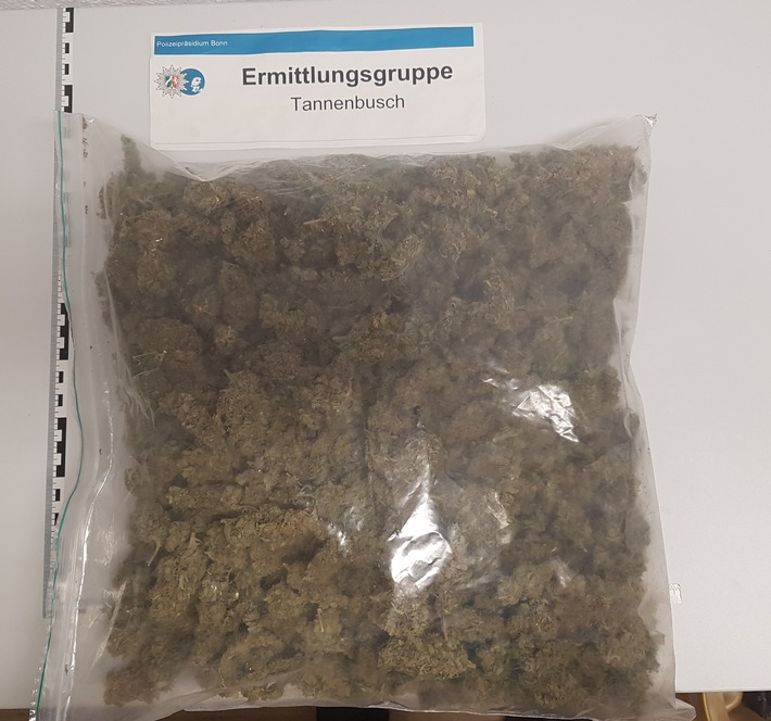 POL-BN: Großschlag gegen Drogenhandel in Bonn - Durchsuchungen und Festnahmen in Bonn, Euskirchen und Aachen / Meldung -2-