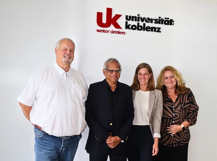 Prof. Dr. Rajendra K. Bordia zu Gast an der Universität Koblenz