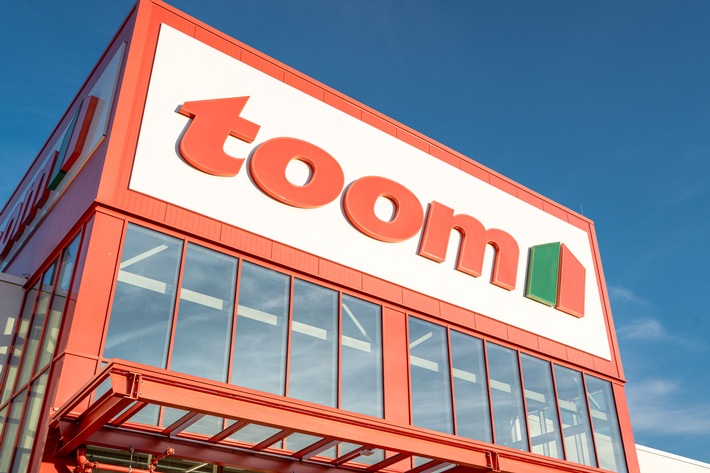 Nachhaltigkeit zahlt sich aus: toom halbiert Stromverbrauch und spart jährlich 16,5 Millionen Euro / Energiemanagement als messbarer Wettbewerbsvorteil im Handel