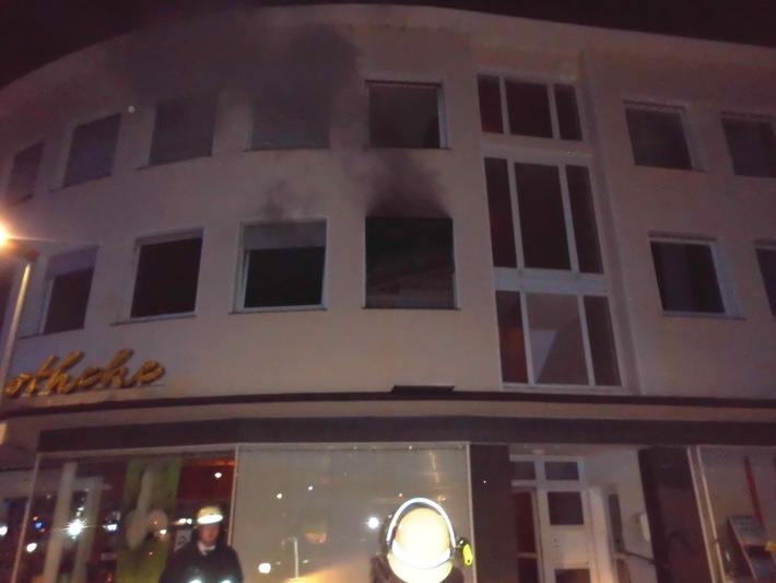 FW-AR: Zehn Verletzte nach Wohnungsbrand in Alt-Arnsberg