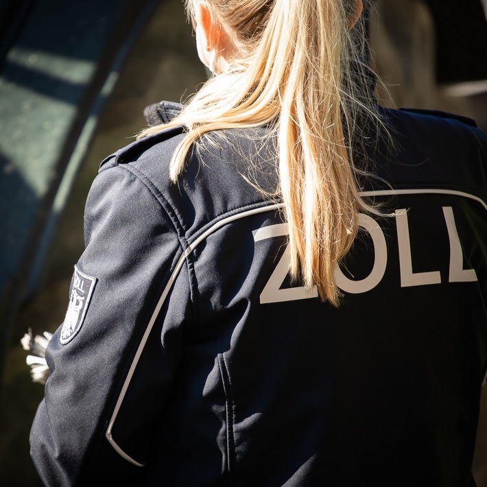 HZA-OL: ZOLL: Finanzkontrolle Schwarzarbeit - Schwerpunktprüfung im Baugewerbe