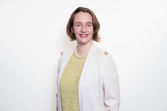 Alenka Bonnard succede a Eveline Widmer-Schlumpf