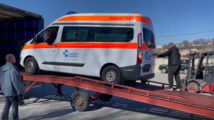 Krankenwagen von action medeor haben Ukraine erreicht