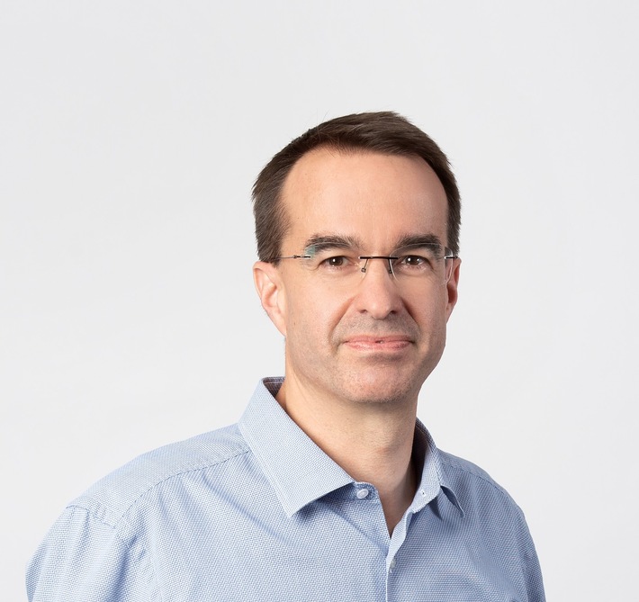 BRISTOL MYERS SQUIBB (BMS) LANCIERT ONLINE DIALOG-FORUM / "WEIL ES MEHR ZU TUN GIBT"