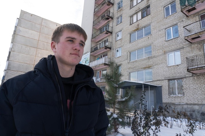 Vier Jahre Krieg in der Ukraine: Jedes dritte Kind auf der Flucht | UNICEF