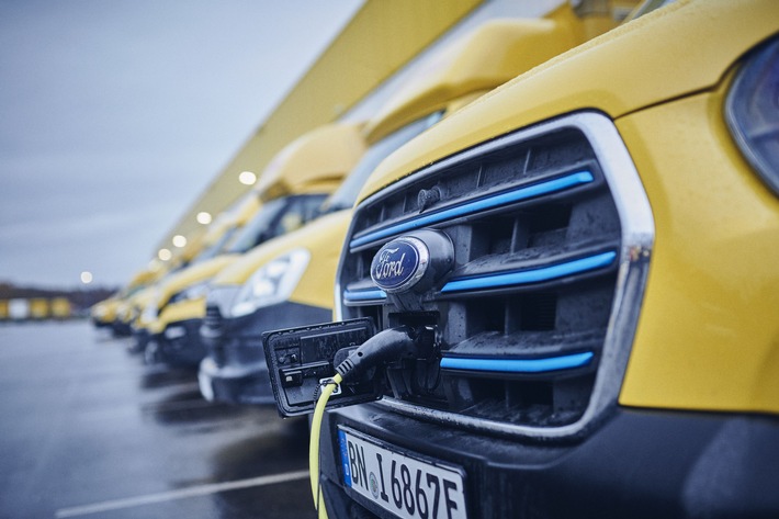 Ford Pro und Deutsche Post DHL Group arbeiten zusammen, um die Zustellung auf der letzten Meile weltweit zu elektrifizieren