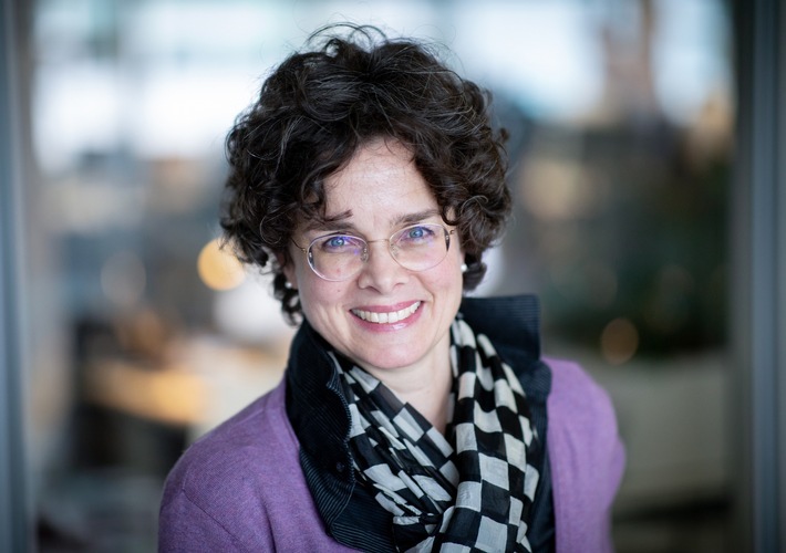 Lea Matschulat übernimmt zum 15. November bei der Rufa die Position der stellvertretenden Redaktionsleiterin dpa-audio & video service. Seit 2007 ist gebürtige Berlinerin fest bei der Rufa, 2010 übernahm sie die Funktion als Nachrichtenkoordinatorin und die Koordination des Dienstplans. Weiterer Text über ots und www.presseportal.de/nr/8218 / Die Verwendung dieses Bildes ist für redaktionelle Zwecke honorarfrei. Veröffentlichung bitte unter Quellenangabe: "obs/dpa Deutsche Presse-Agentur GmbH/Kay Nietfeld"