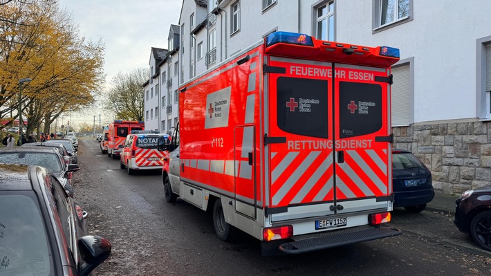 FW-E: Reizgasfreisetzung - Zwei Einsätze für Rettungsdienst und Feuerwehr in kurzer Abfolge