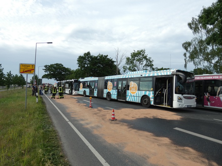 POL-CE: Unfall zwischen zwei Schulbussen