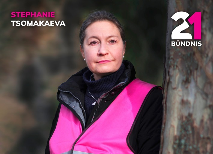 Vorsitzende von BÜNDNIS21: Stephanie Tsomakaeva. / Weiterer Text über ots und www.presseportal.de/nr/155565 / Die Verwendung dieses Bildes ist für redaktionelle Zwecke unter Beachtung ggf. genannter Nutzungsbedingungen honorarfrei. Veröffentlichung bitte mit Bildrechte-Hinweis.
